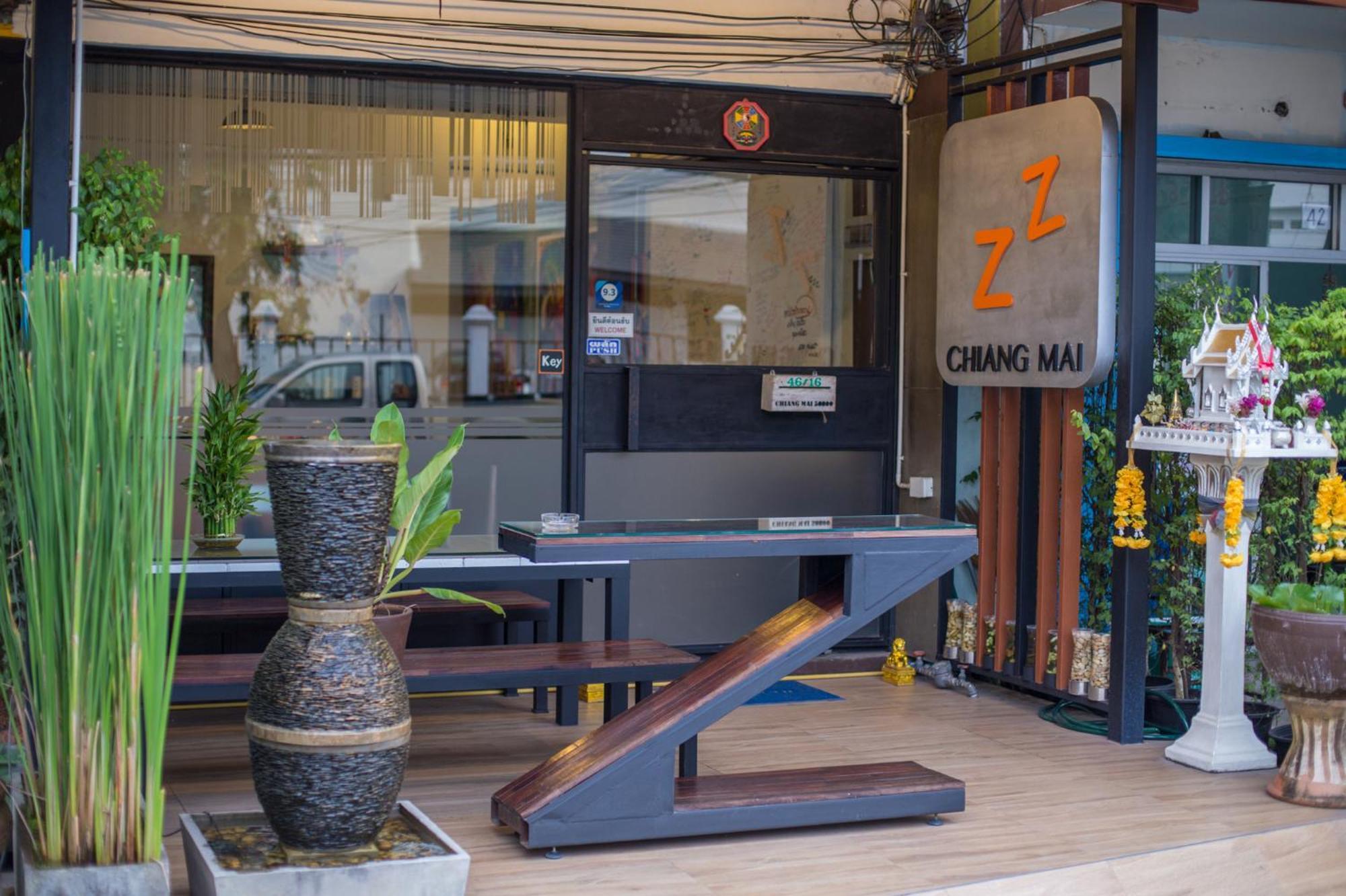 Zz Hostel Чиангмай Экстерьер фото