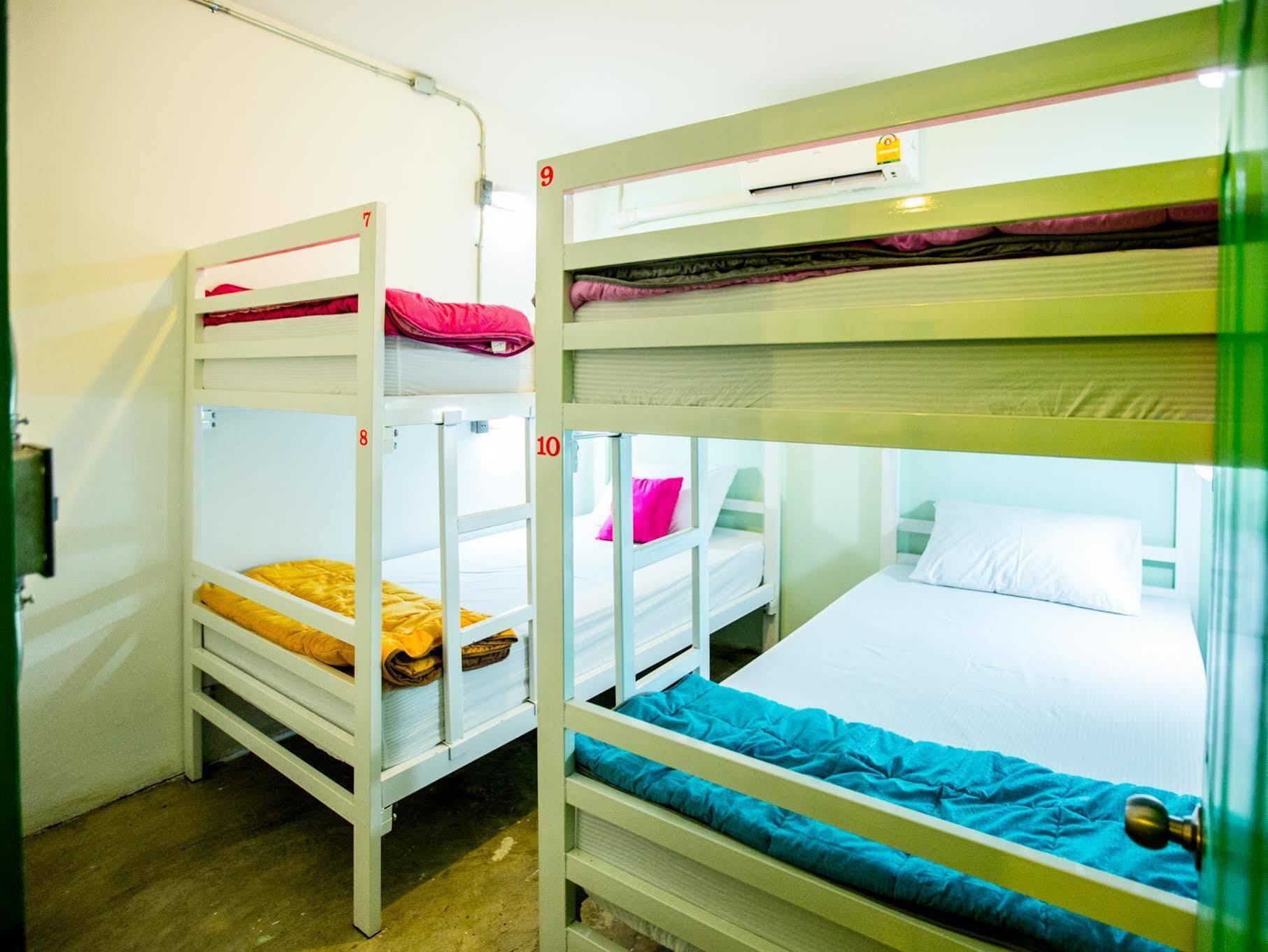 Zz Hostel Чиангмай Экстерьер фото